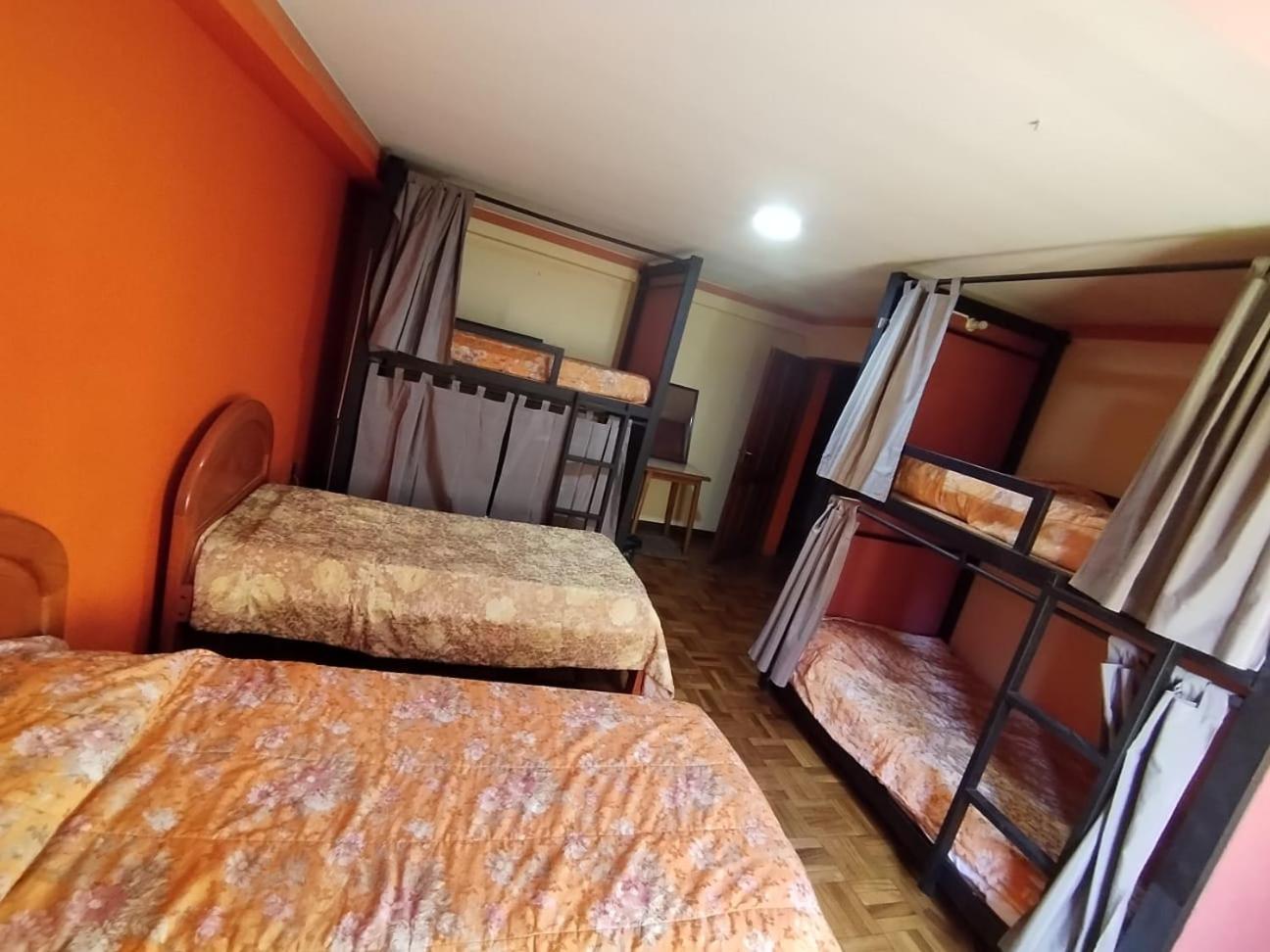 לה פאז Yati Hostal מראה חיצוני תמונה